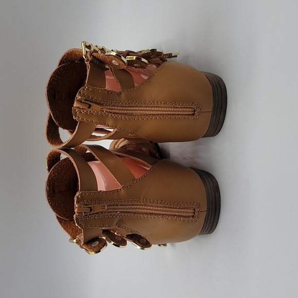 Report womens gladiators sandals size 7.5 - Picture 2 of 7